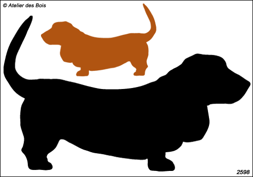 Silhouette de Basset type Hound debout